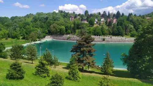 Kuća za odmor u prirodi NINA Jezero Orahovica