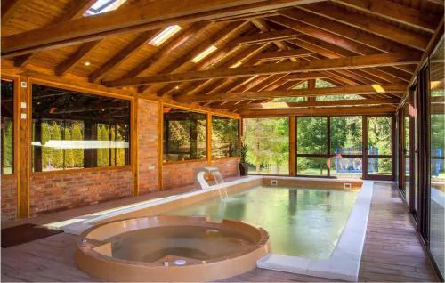 Lovely Home In Novo Zvecevo With Sauna