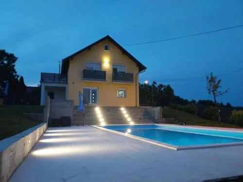 Familyway Croatia Family villa with privat Pool near Slavonski Brod