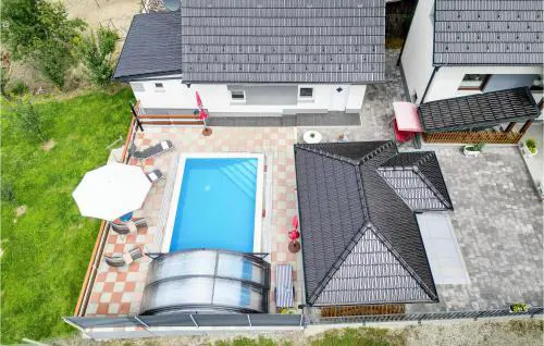 Awesome Home In Zasadbreg