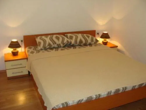 Apartments Krvavac
