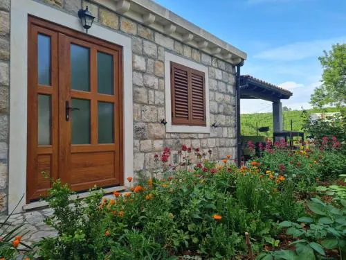 Eco-green cottage