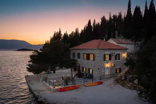 Ferienhaus Für 10 Personen In Blace, Dalmatien Neretva Kroatien