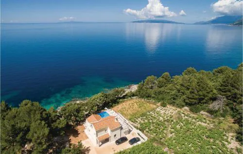 Stunning Home In Dingac