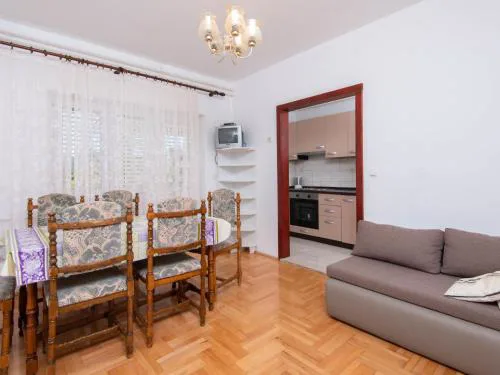 Apartment Balota by Interhome
