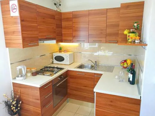 Apartment Kola - Two Bedroom Apartment with Balcony and Sea View 2