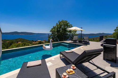 Villa Blue Sunset