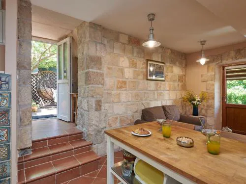 Apartment Borna - One-Bedroom Apartment with Terrace