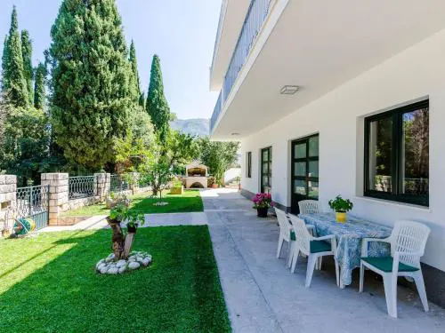 Apartments Garden - One-Bedroom Apartment with Terrace 2 Adults