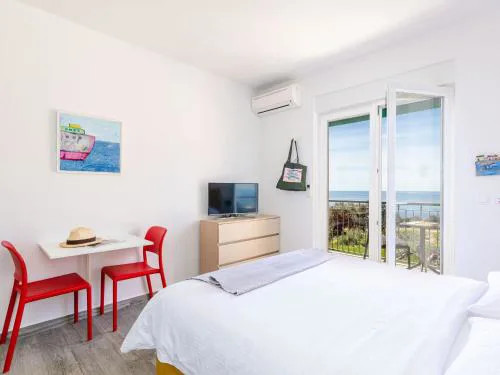 Apartments Villa Lukas - ''No 2'' Studio Apartment with Balcony and Sea View
