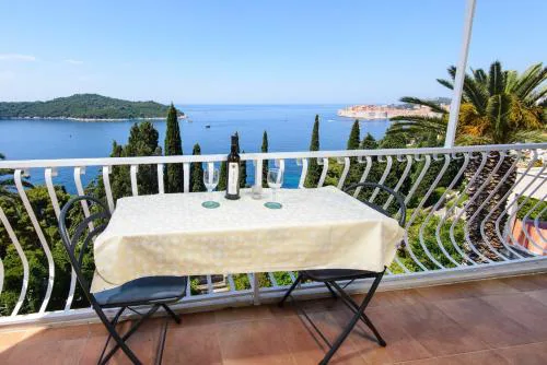 Impeccable 3-Bed Apartment in Dubrovnik