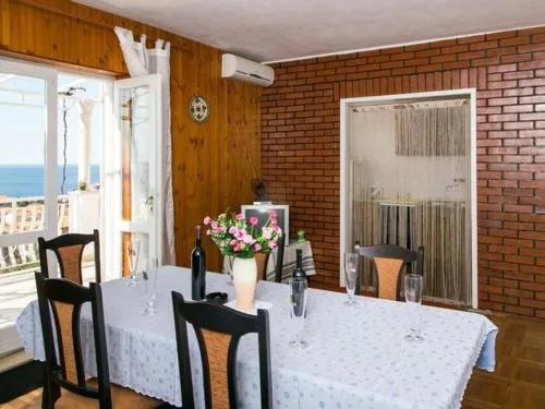 Apartment Angelina - Three Bedroom Apartment with Balcony and Sea View