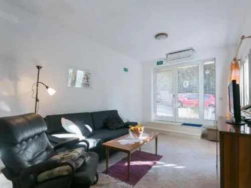 Apartment Anita Gru - One-Bedroom Apartment with Balcony
