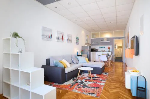 Apartment Aria
