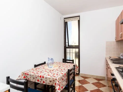 Apartment Brajkovi - One Bedroom Apartment with Loggia and Sea View