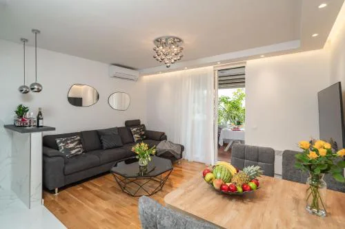 Apartment DoraMia