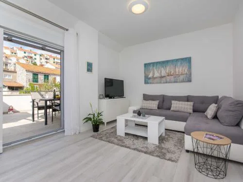 Apartment Gloria - One Bedroom Apartment with Terrace