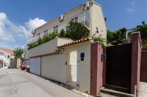 Apartment Oli