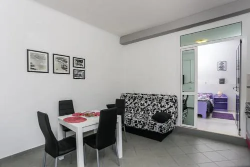 Apartment Saulan - One-Bedroom Apartment