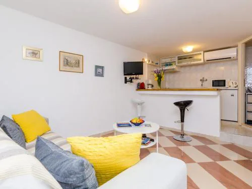 Apartment Simovi - One Bedroom Apartment