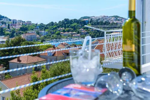 Apartment Tija Two Bedroom Apartment with Balcony and Partial Sea View