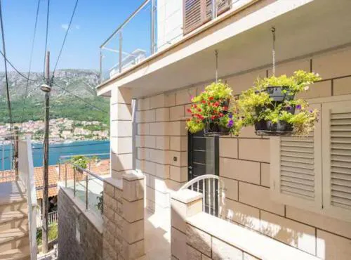 Apartment Tomic