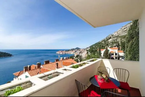Apartment Zlatni Potok - Best View of the Old Town