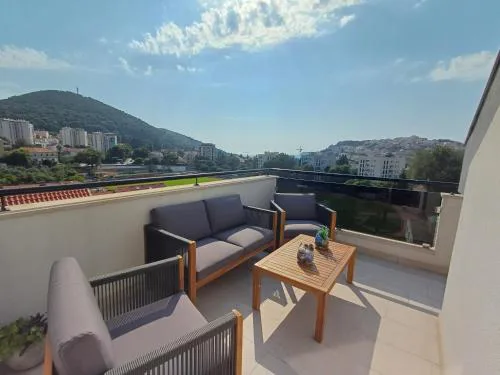 Apartments Mak & Lux - sea & sunset top view