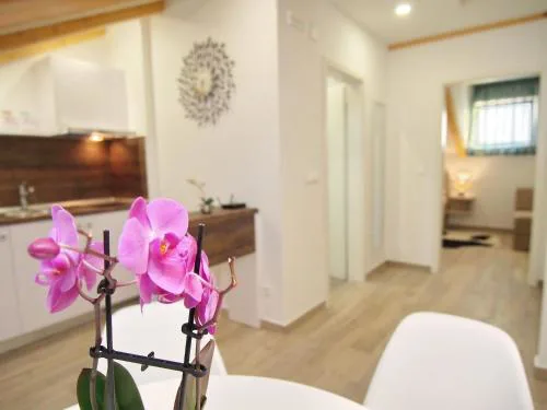 Apartments Sweet Escape - Studio Apartment with Terrace and Sea View 2