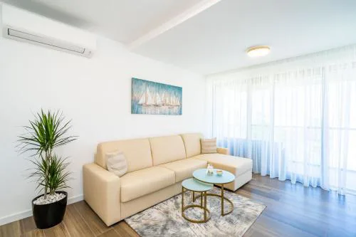 Apartments Zadro