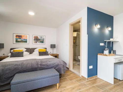 Argenta Rooms - Superior Double Room with Balcony Argenta 1