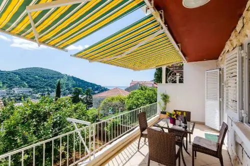 Beautiful Sea View Apartments