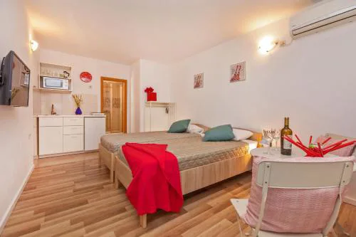 BIS Studio Apartment 3