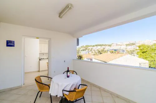Cozy apartment in Dubrovnik 36 m² sea and garden view