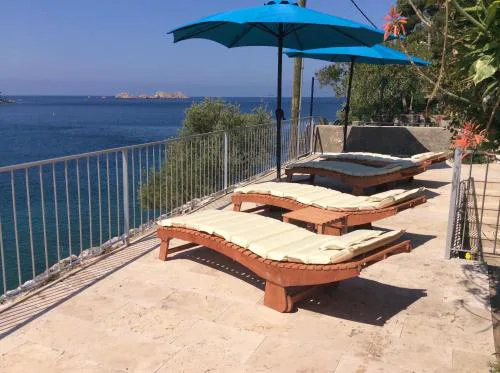 Dubrovnik Apartments Beach front One Bedroom