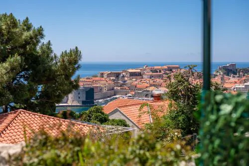 Dubrovnik Breeze