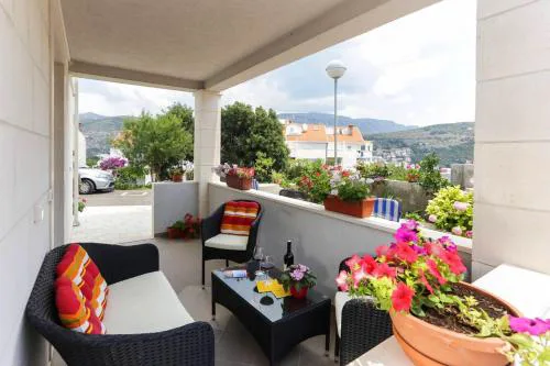 Elegant Apartment in Dubrovnik with 40 m² Terrace