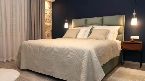 Etal Luxury Rooms
