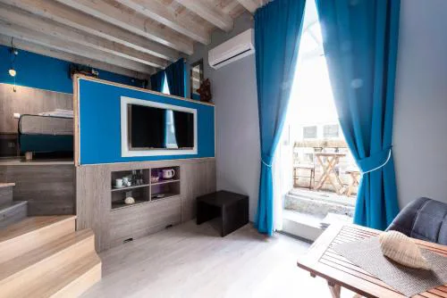 Nautica Room 2 - Old Town