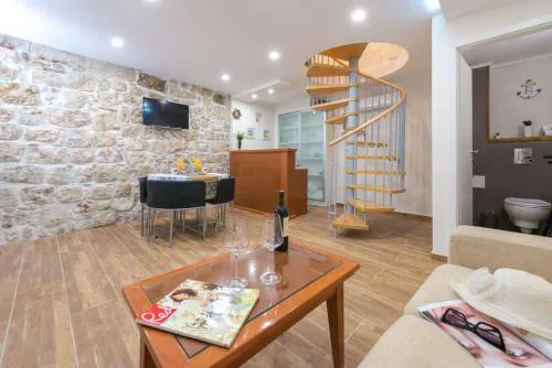 New Apartment La Barca Old Town