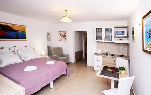 Nika Family Apartments
