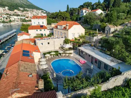 Orka Apartments