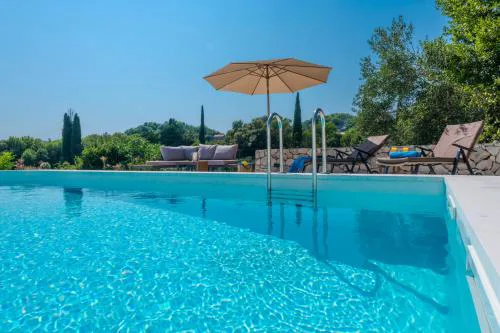 Rougemarin Heritage House with private pool