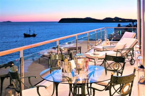 Royal Princess Hotel