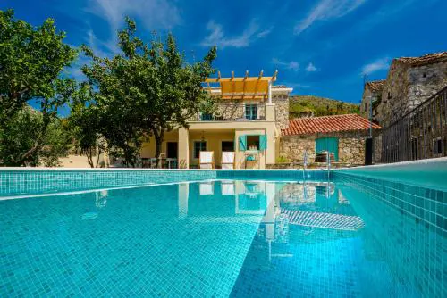 Rustic Stone Villa Begovi Dvori- 15 minutes to Dubrovnik