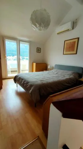 Sola - Cozy Apartment in Dubrovnik with Beautiful Scenery