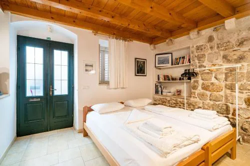 Studio Apartment Pupa