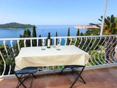 Tanja Comfortable holiday residence