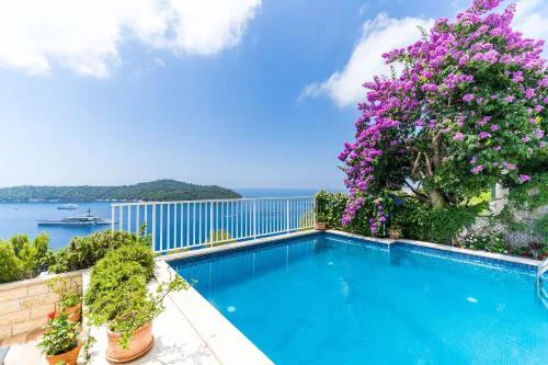 Villa Adrian