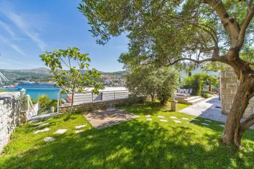 Villa Jolanda Apartments